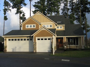 Covington Home, WA Real Estate Listing